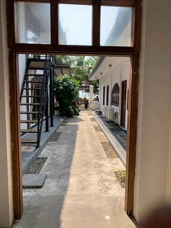 Sea Look Beach Restaurant Pub & Rooms Negombo Bed & Breakfast