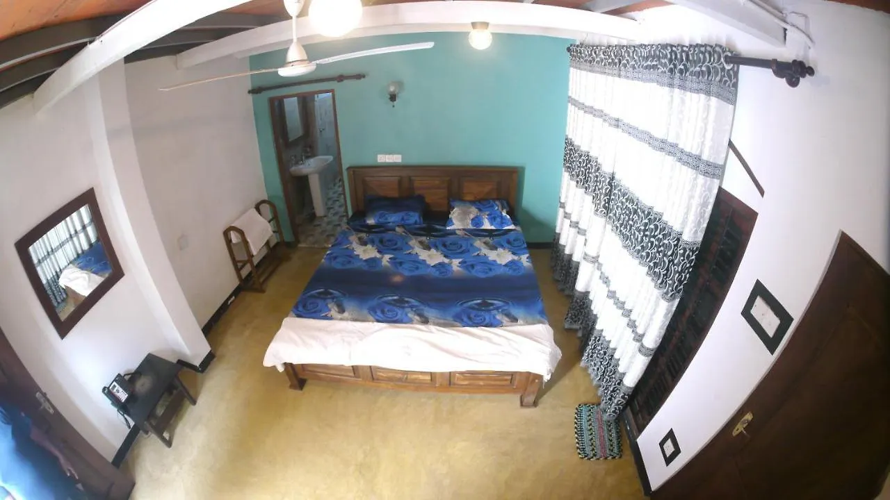 Sea Look Beach Restaurant Pub & Rooms Negombo Bed & Breakfast