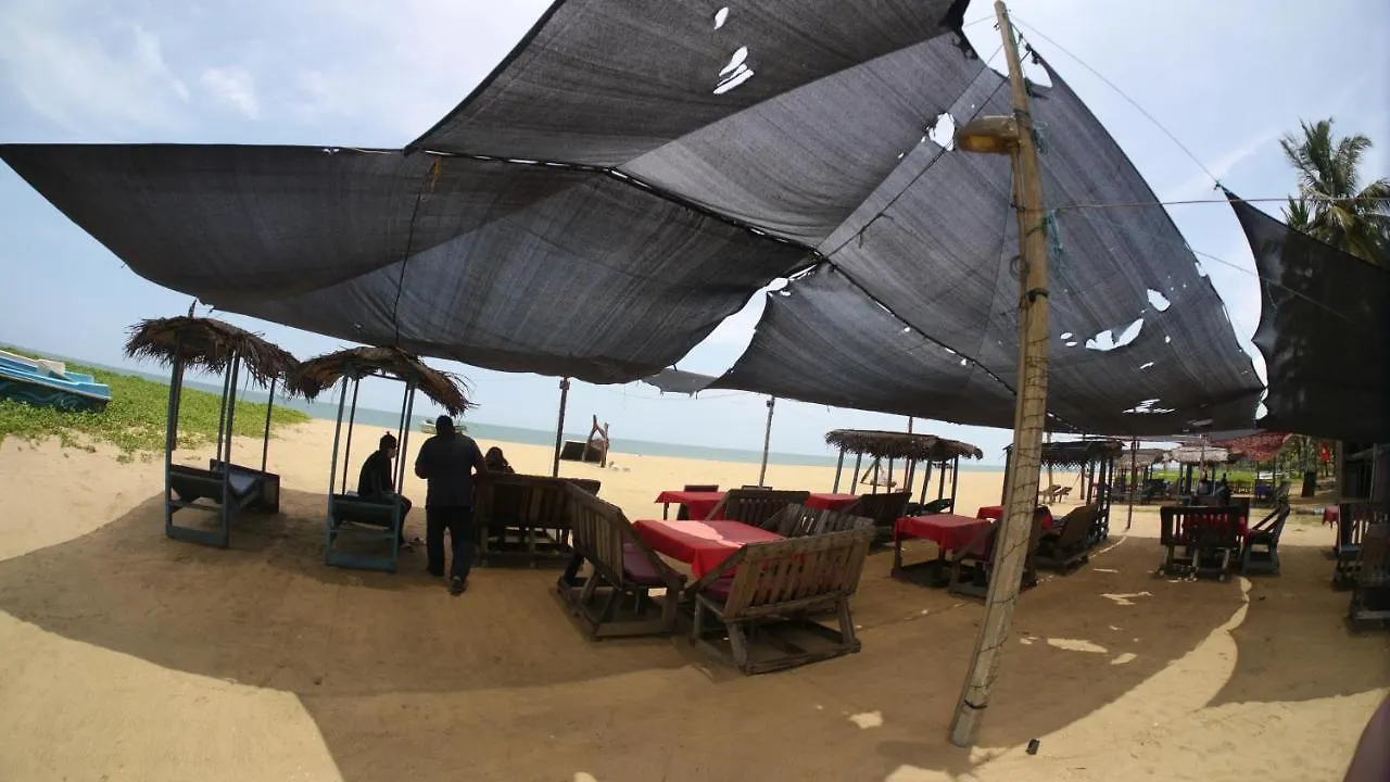 Bed & Breakfast Sea Look Beach Restaurant Pub & Rooms Negombo