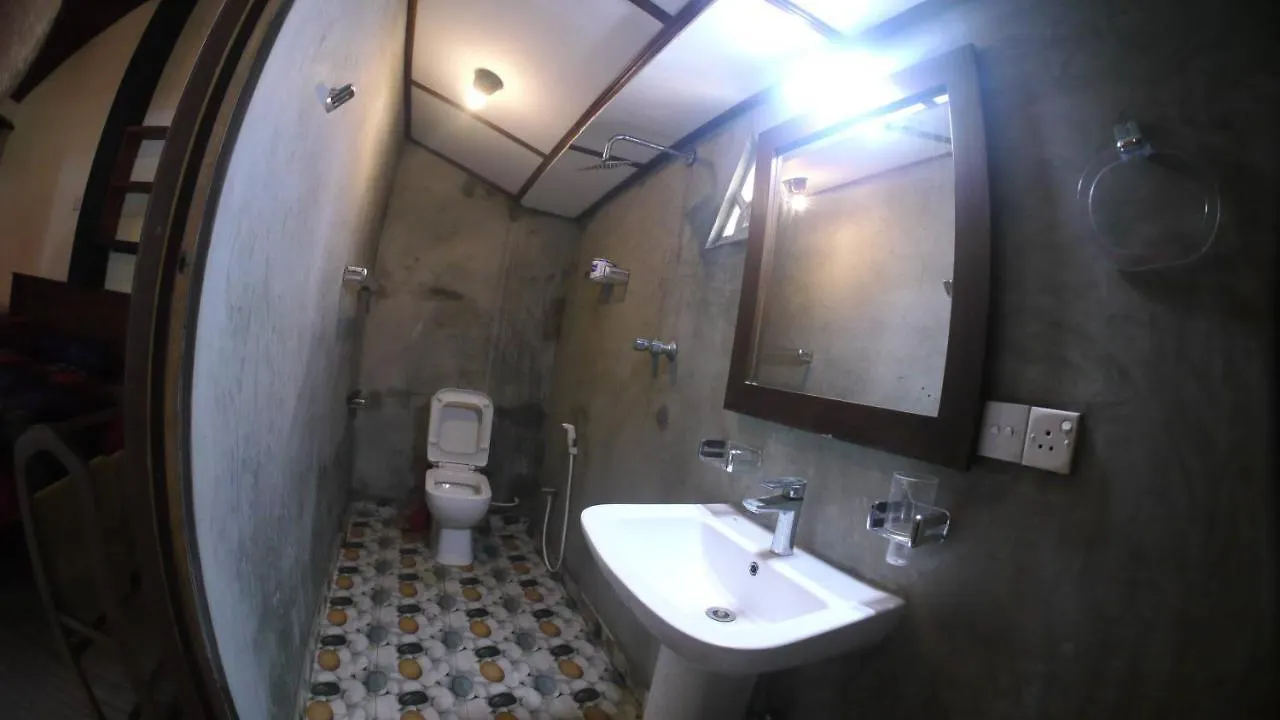 Sea Look Beach Restaurant Pub & Rooms Negombo 0*,  Sri Lanka